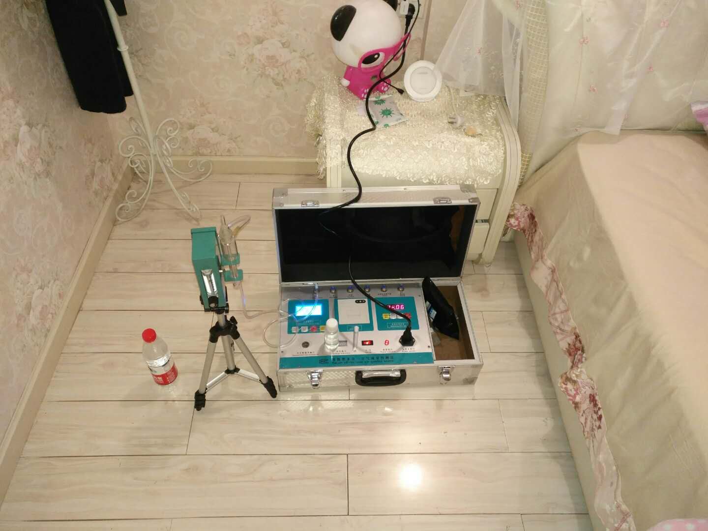 武漢市嘉凈鴻環(huán)?？萍加邢薰? style=