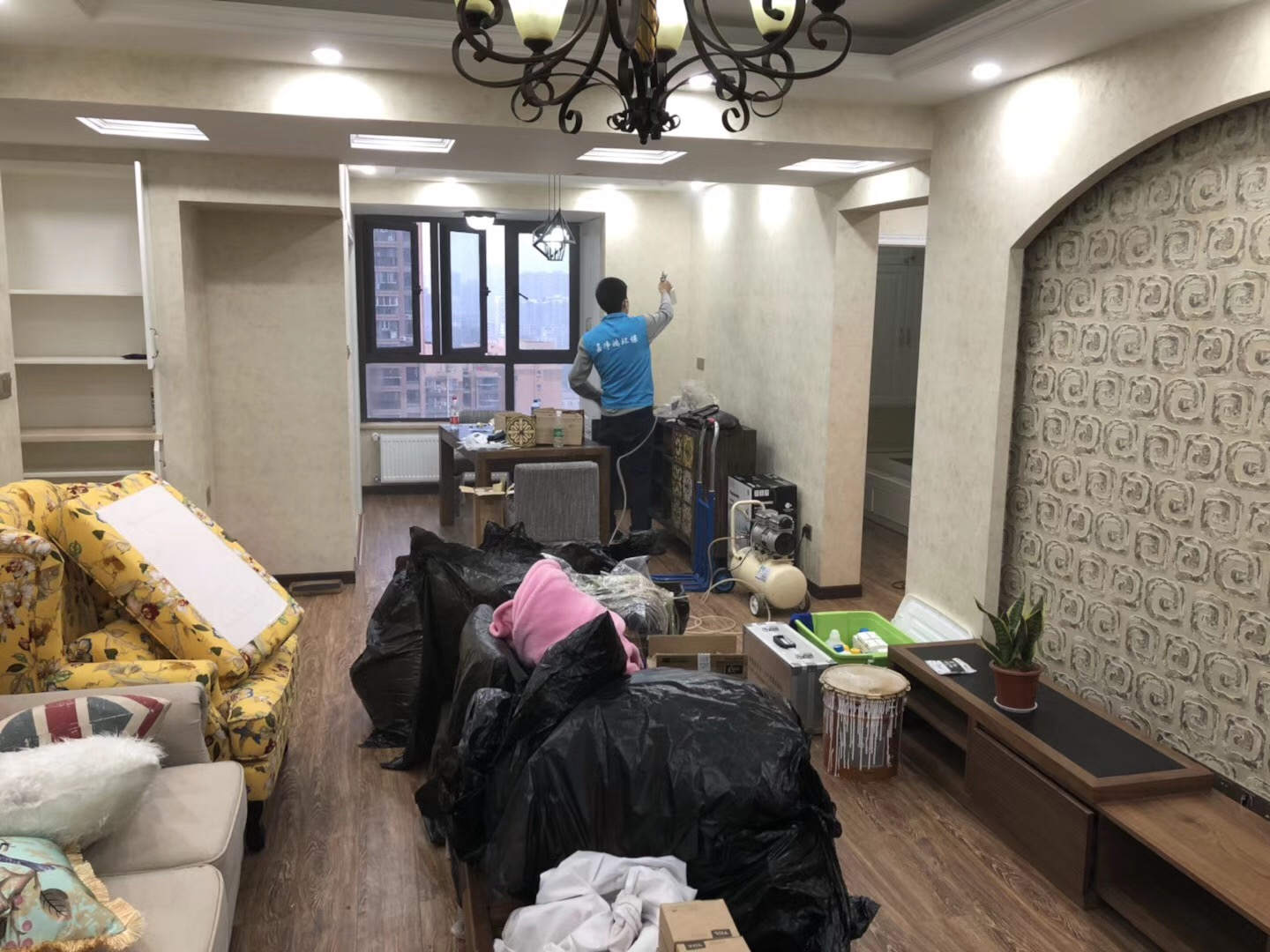 武漢市嘉凈鴻環(huán)?？萍加邢薰? style=