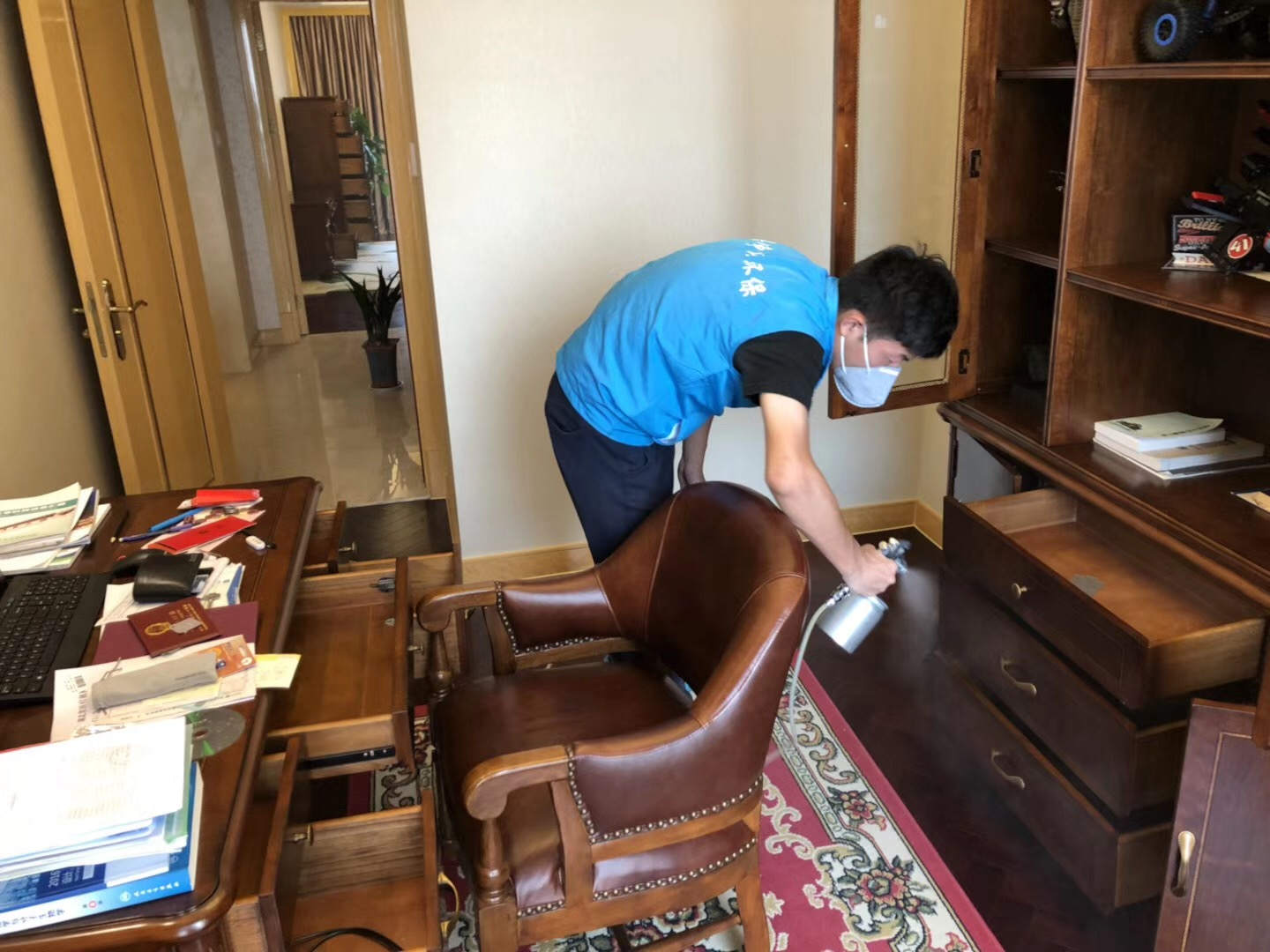 武漢市嘉凈鴻環(huán)?？萍加邢薰? style=