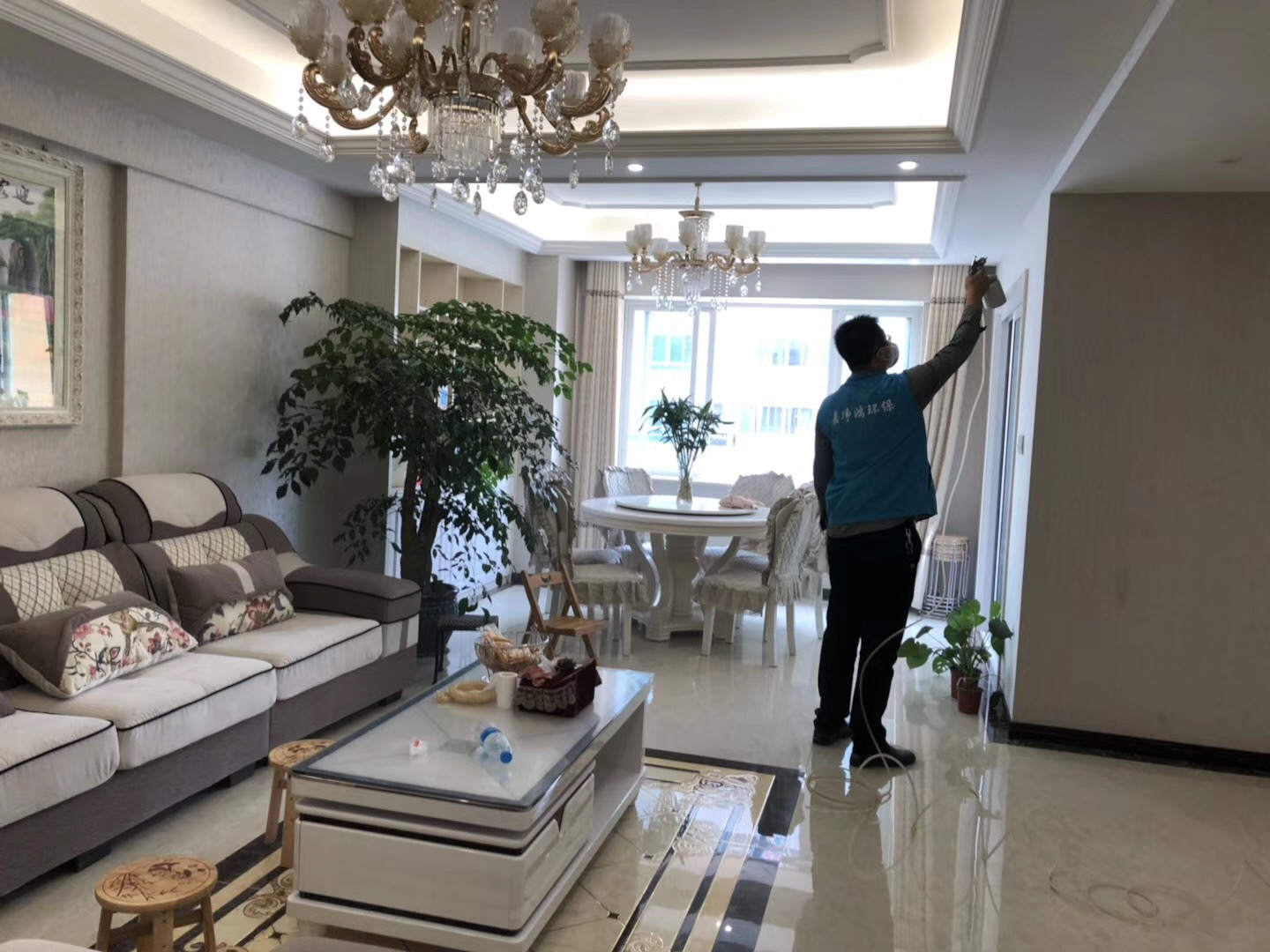 武漢市嘉凈鴻環(huán)?？萍加邢薰? style=