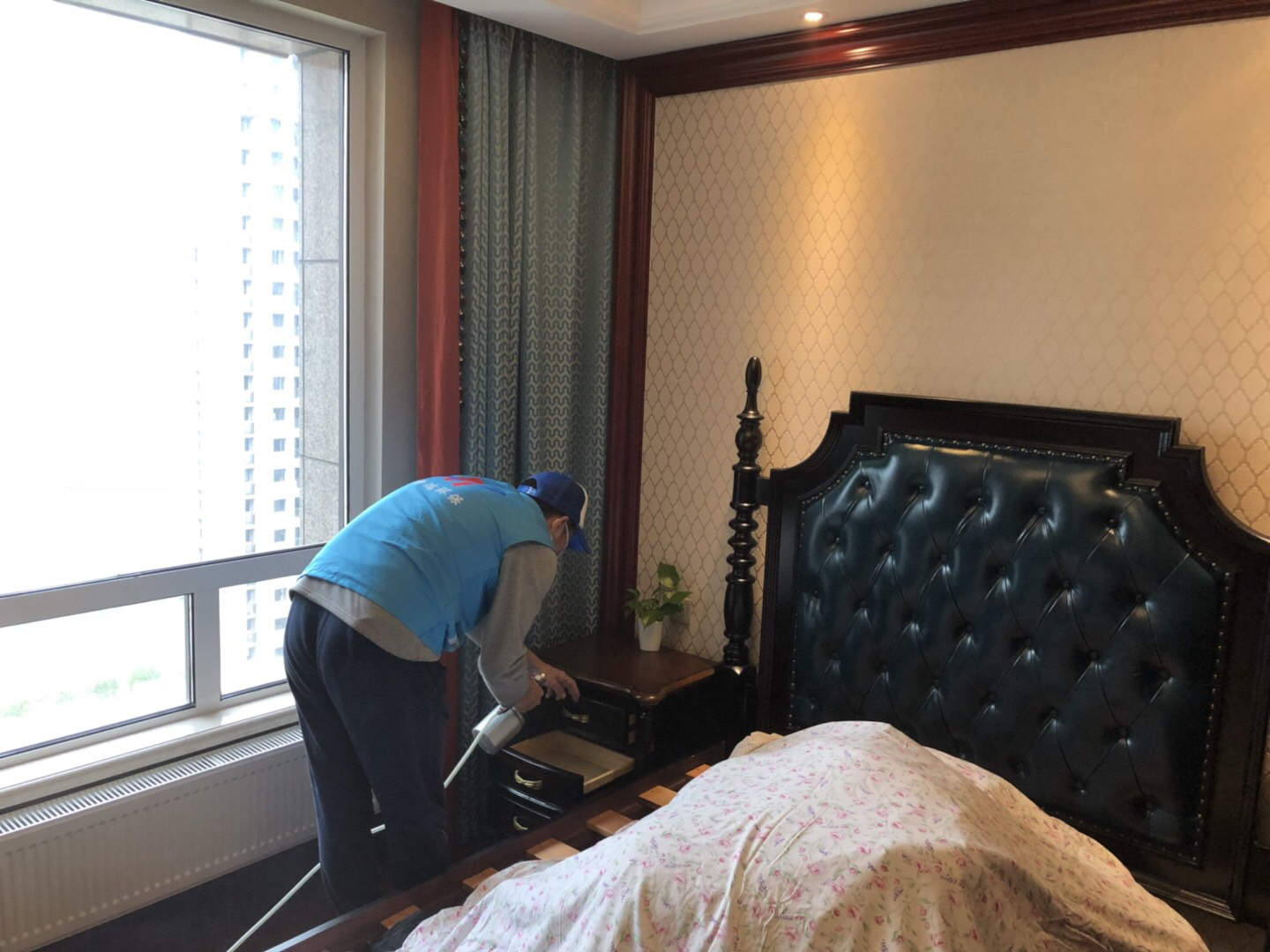 武漢市嘉凈鴻環(huán)?？萍加邢薰? style=