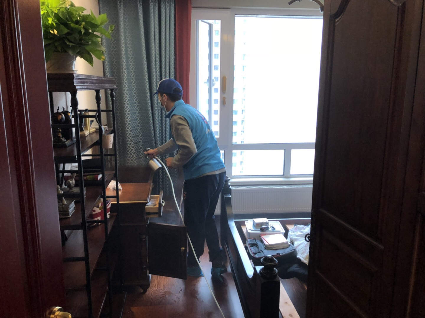 武漢市嘉凈鴻環(huán)?？萍加邢薰? style=