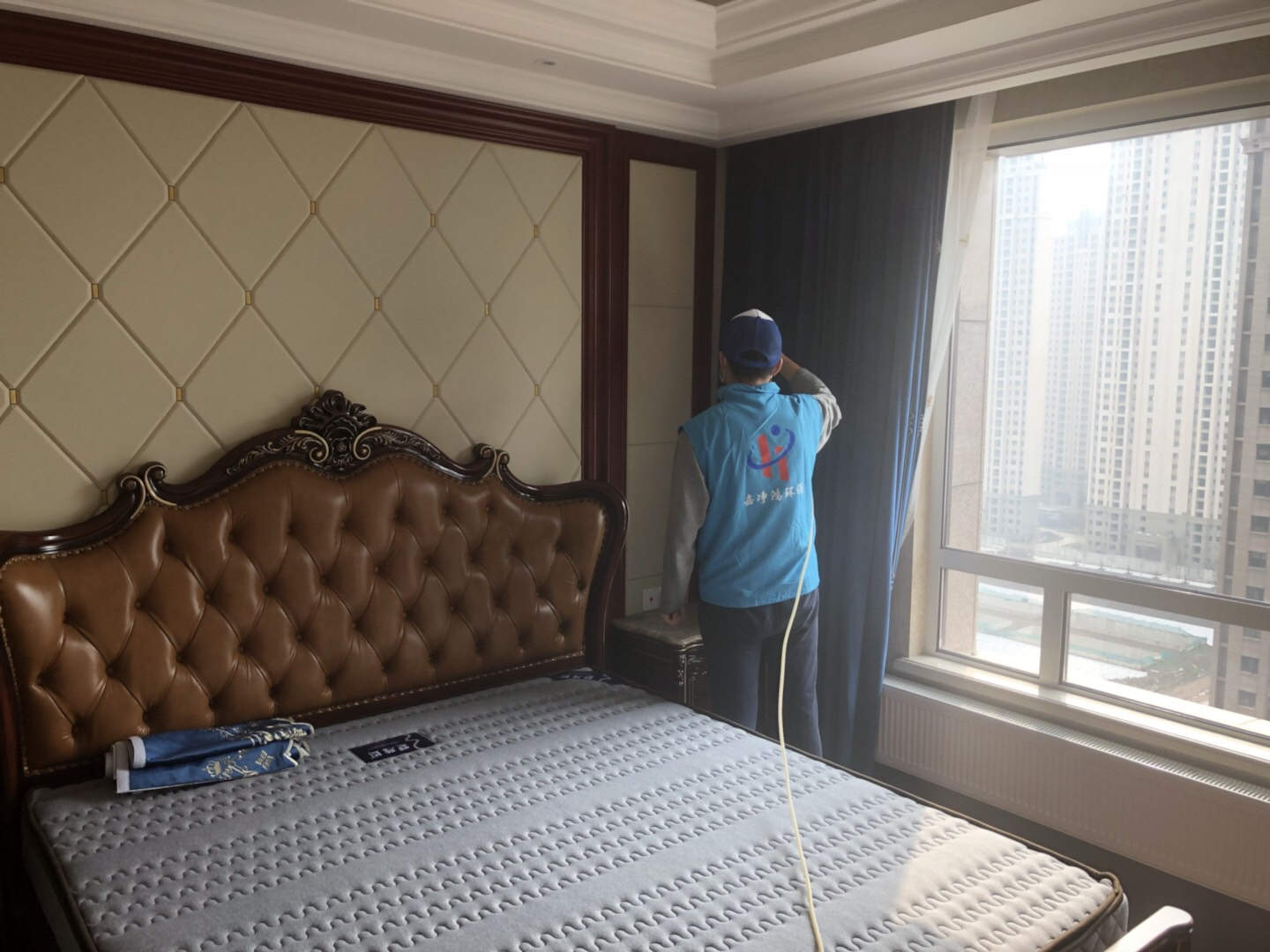 武漢市嘉凈鴻環(huán)?？萍加邢薰? style=