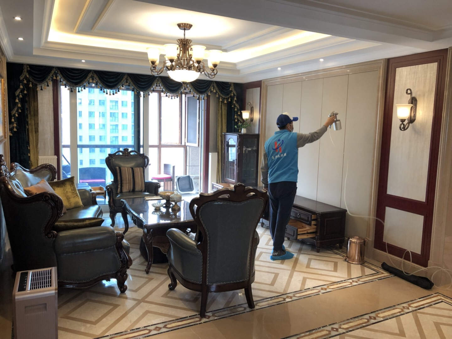 武漢市嘉凈鴻環(huán)?？萍加邢薰? style=