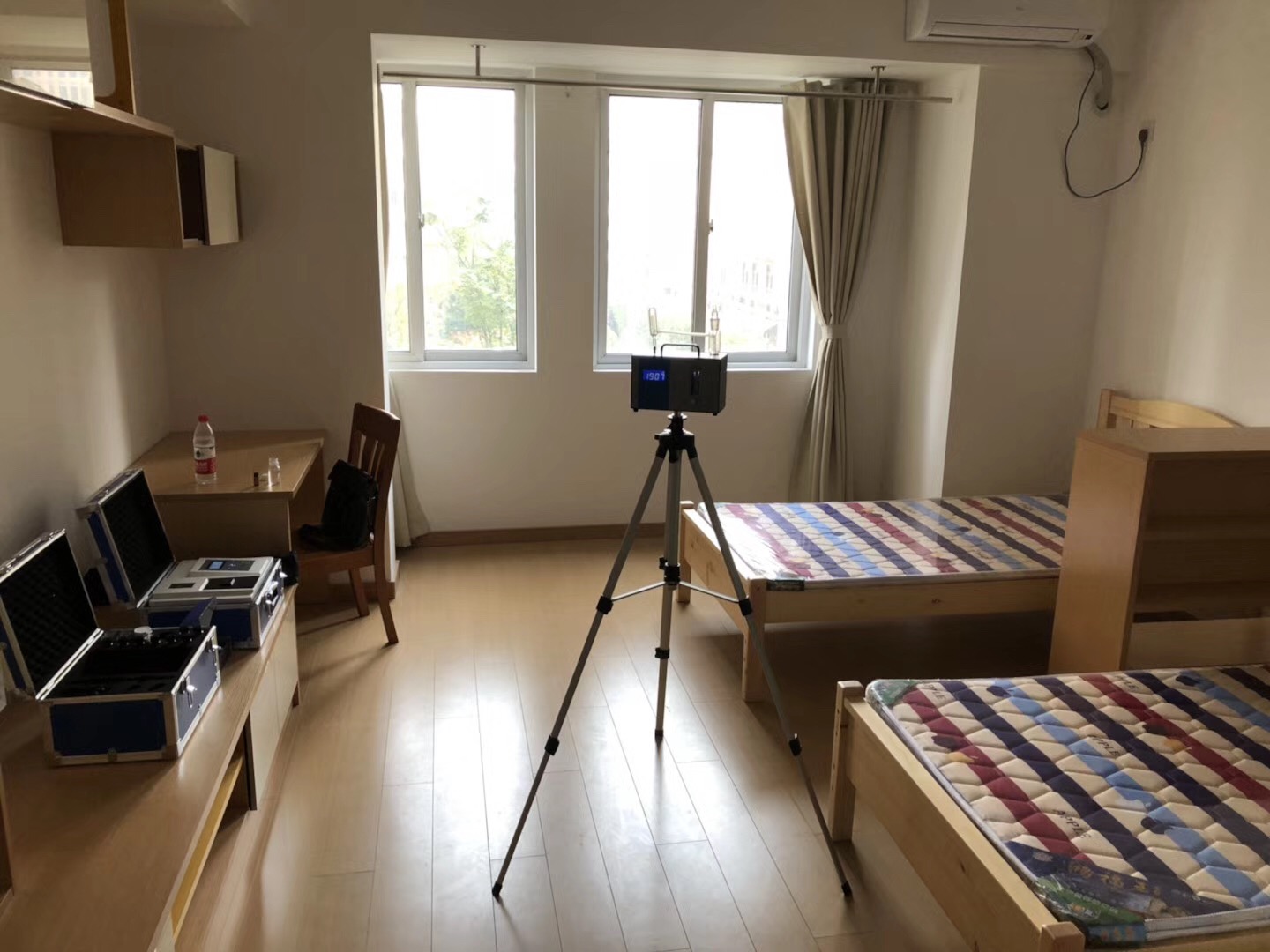 武漢市嘉凈鴻環(huán)?？萍加邢薰? style=