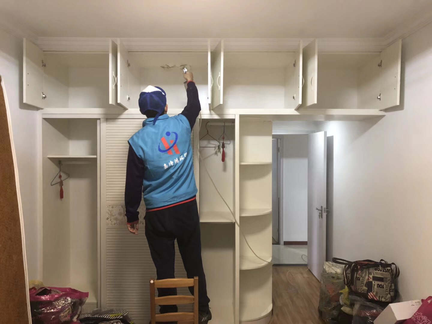 武漢市嘉凈鴻環(huán)?？萍加邢薰? style=