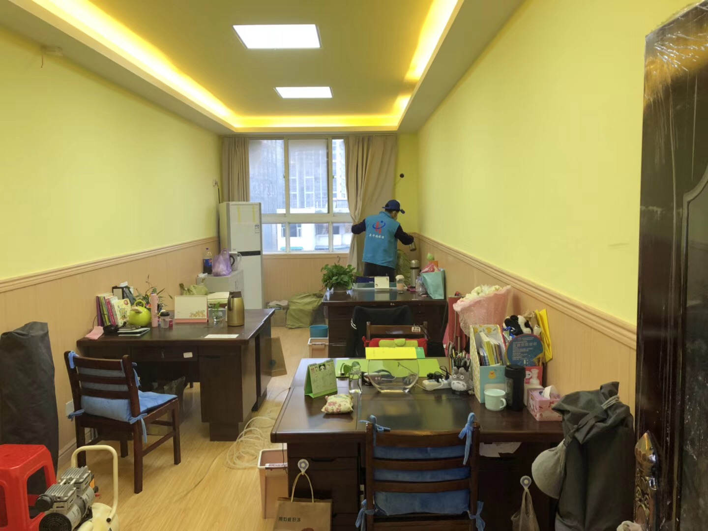 武漢市嘉凈鴻環(huán)?？萍加邢薰? style=