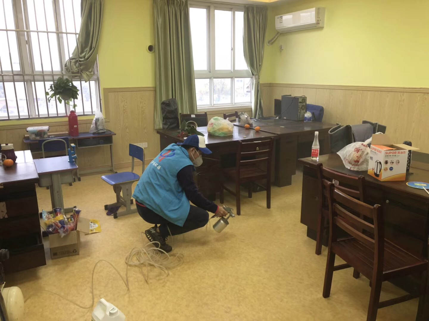 武漢市嘉凈鴻環(huán)?？萍加邢薰? style=