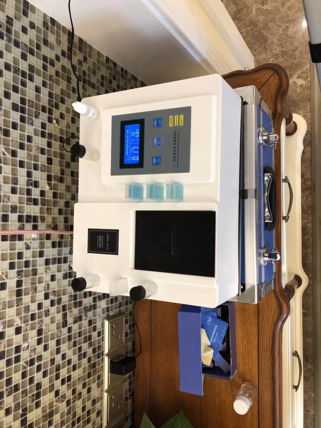 武漢市嘉凈鴻環(huán)?？萍加邢薰? style=