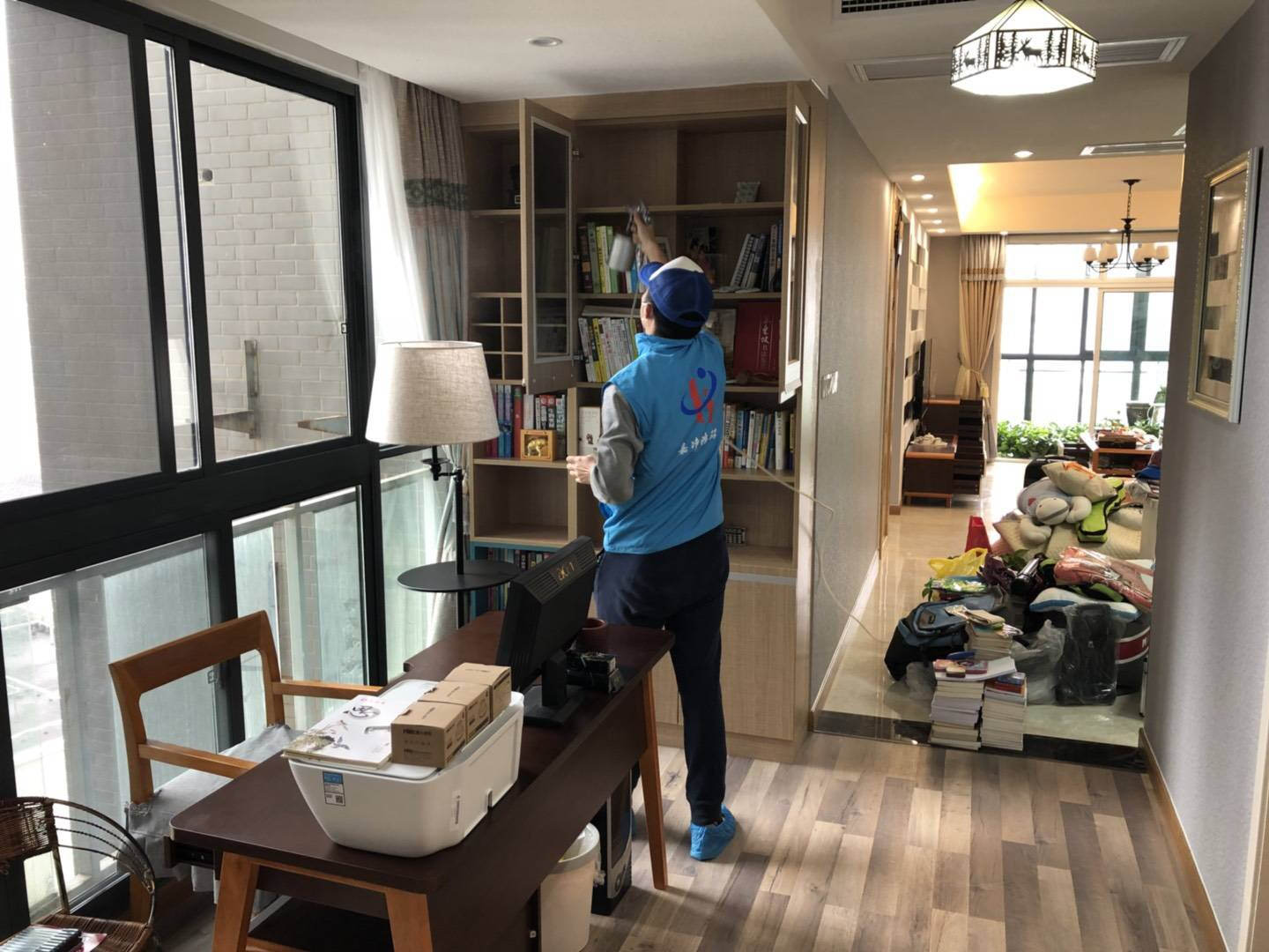 武漢市嘉凈鴻環(huán)?？萍加邢薰? style=