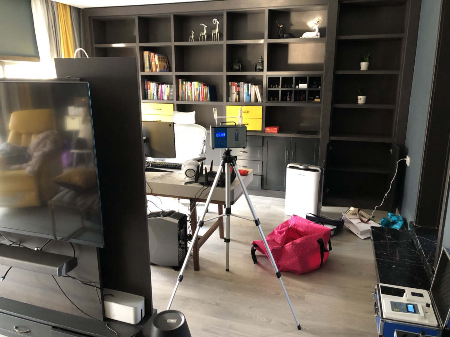 武漢市嘉凈鴻環(huán)?？萍加邢薰? style=