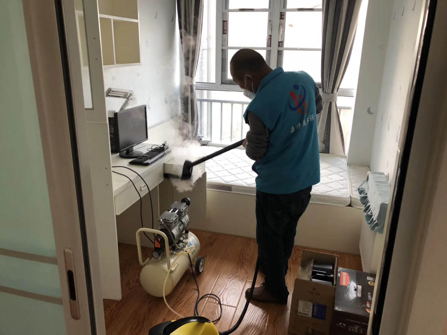 武漢市嘉凈鴻環(huán)?？萍加邢薰? style=