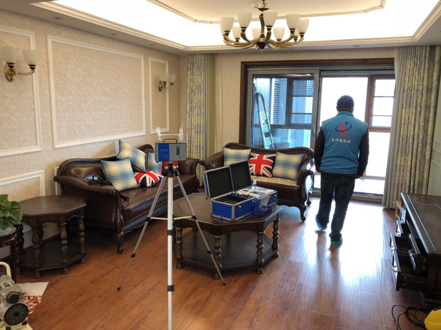 武漢市嘉凈鴻環(huán)?？萍加邢薰? style=