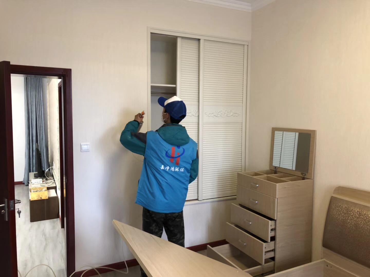 武漢市嘉凈鴻環(huán)?？萍加邢薰? style=