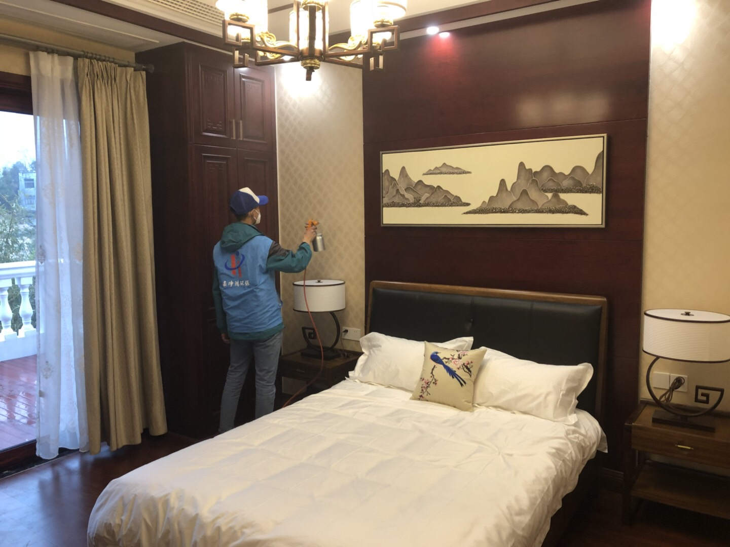 武漢市嘉凈鴻環(huán)?？萍加邢薰? style=