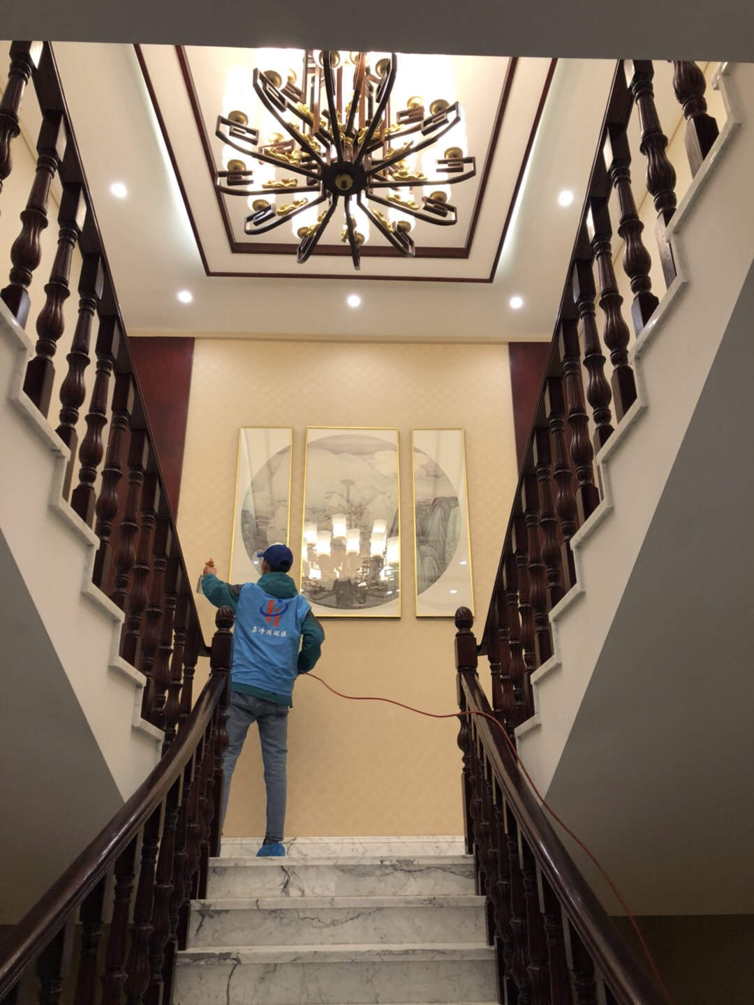 武漢市嘉凈鴻環(huán)?？萍加邢薰? style=