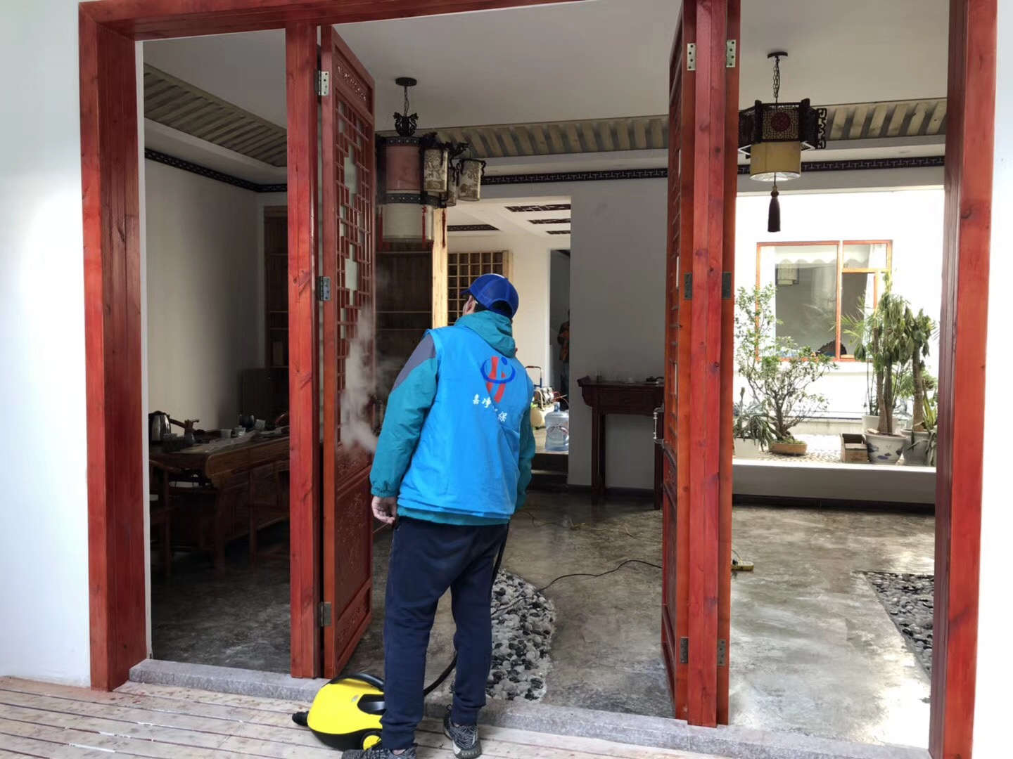 武漢市嘉凈鴻環(huán)?？萍加邢薰? style=