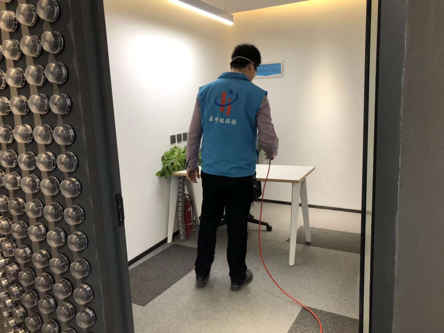 武漢市嘉凈鴻環(huán)?？萍加邢薰? style=