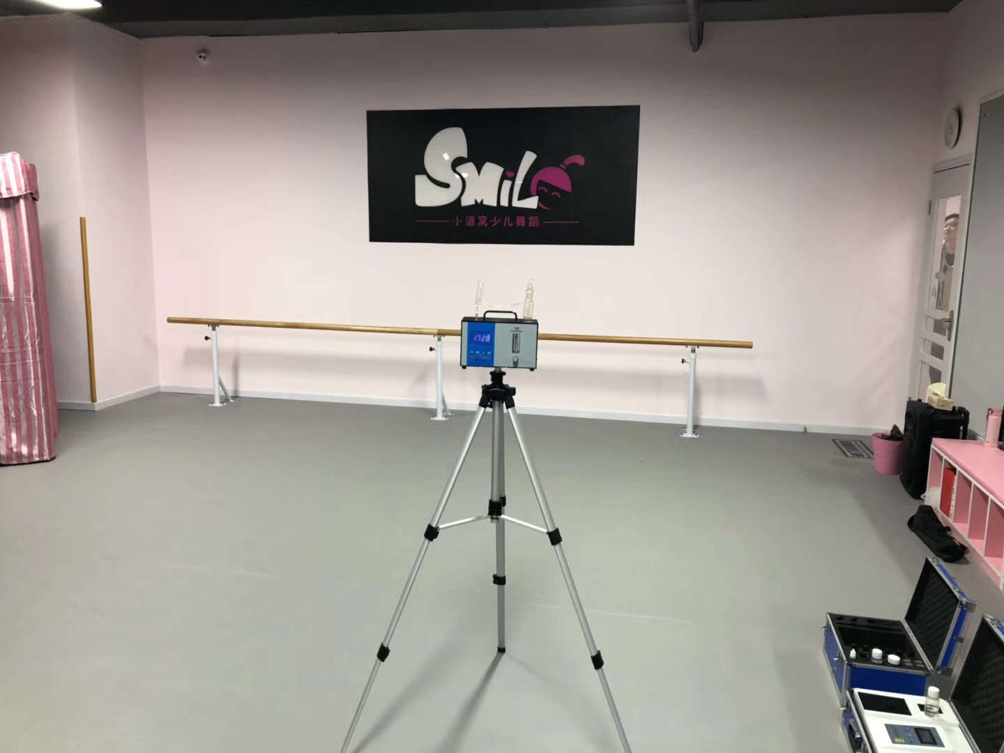 武漢市嘉凈鴻環(huán)?？萍加邢薰? style=