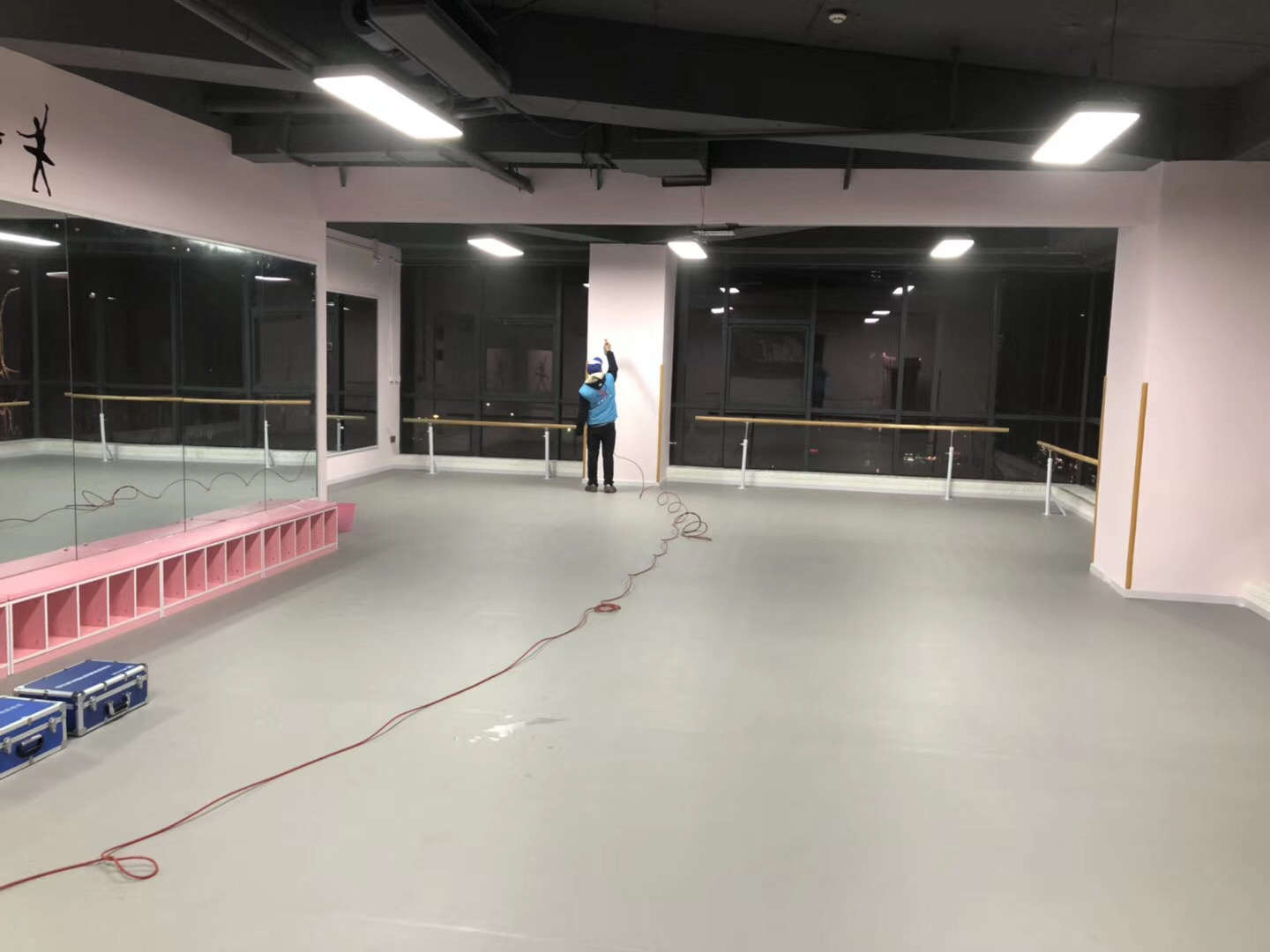 武漢市嘉凈鴻環(huán)?？萍加邢薰? style=