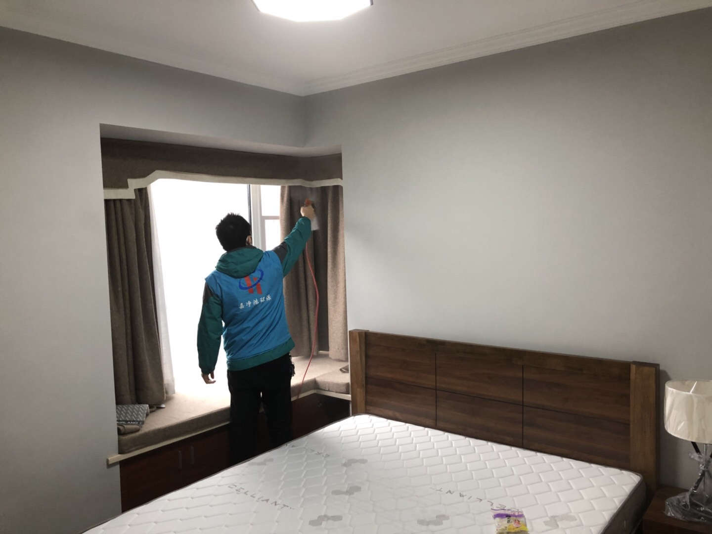 武漢市嘉凈鴻環(huán)?？萍加邢薰? style=