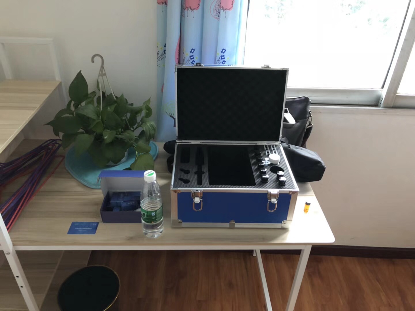 武漢市嘉凈鴻環(huán)?？萍加邢薰? style=