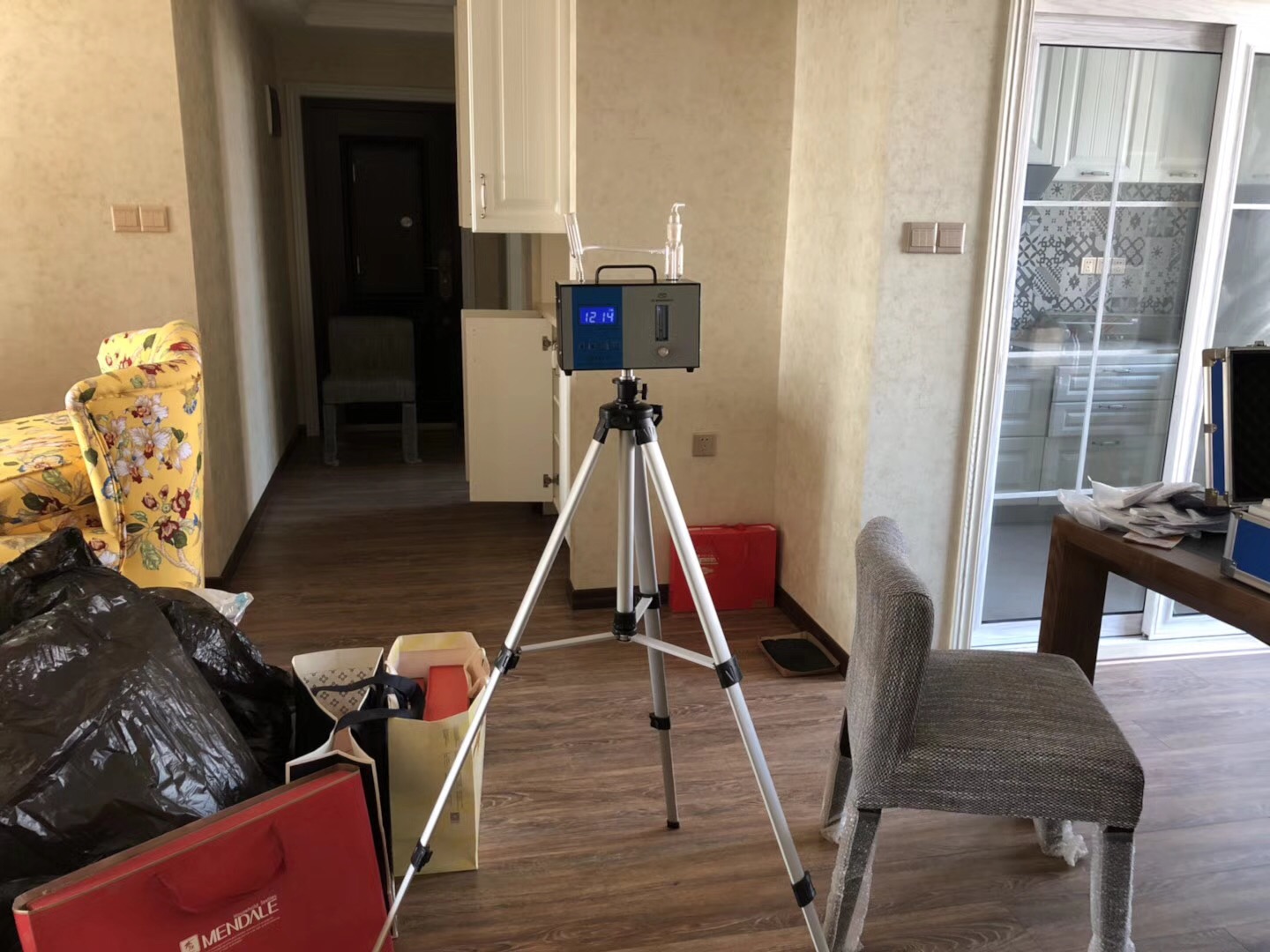 武漢市嘉凈鴻環(huán)?？萍加邢薰? style=