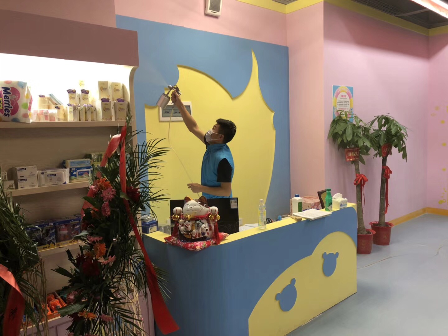 武漢市嘉凈鴻環(huán)?？萍加邢薰? style=