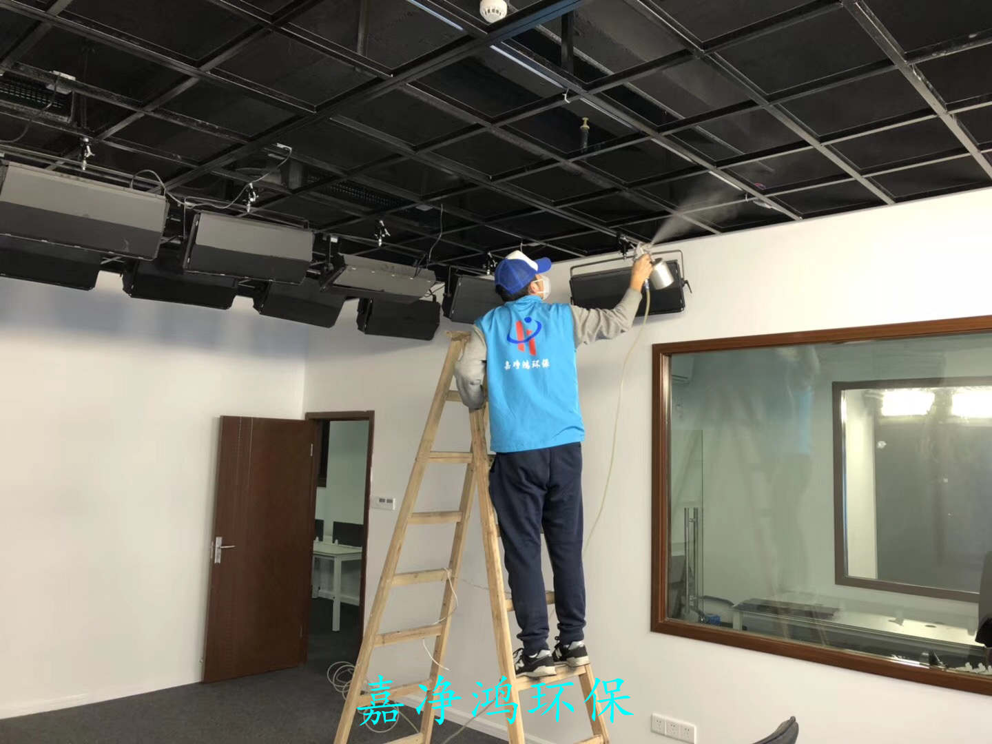 武漢市嘉凈鴻環(huán)?？萍加邢薰? style=