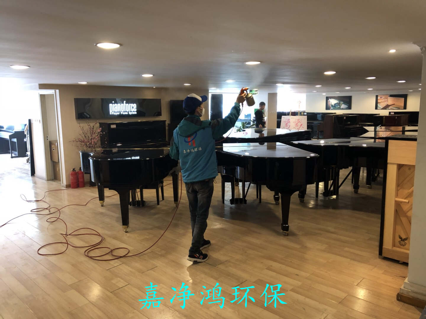 武漢市嘉凈鴻環(huán)?？萍加邢薰? style=