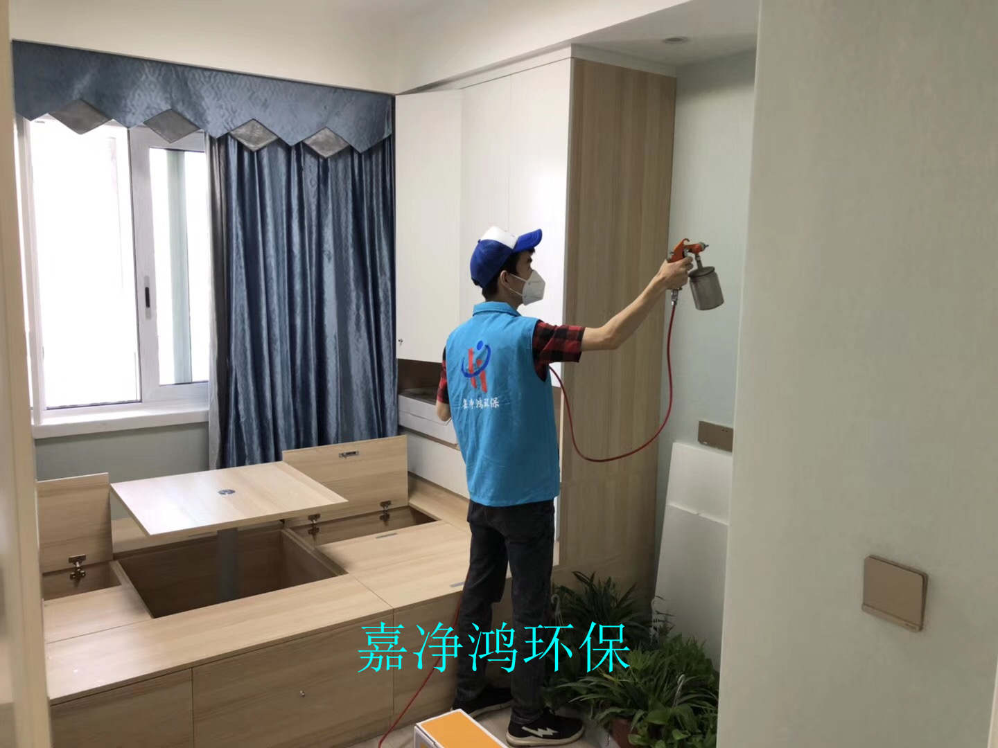 武漢市嘉凈鴻環(huán)?？萍加邢薰? style=