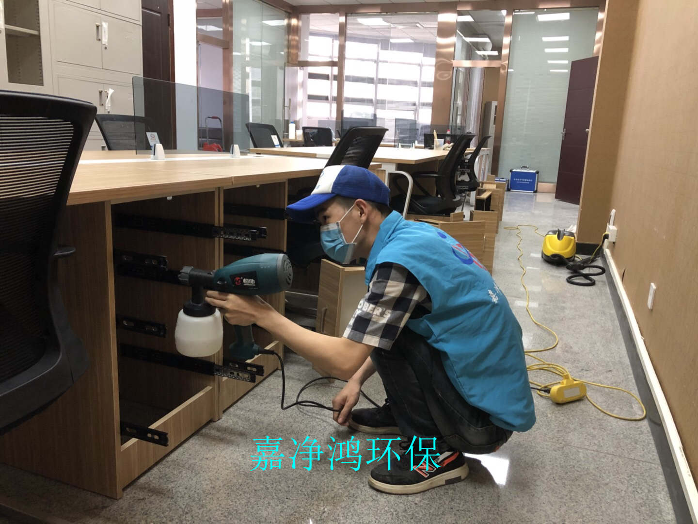 武漢市嘉凈鴻環(huán)?？萍加邢薰? style=