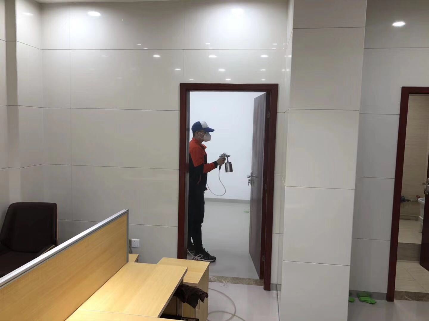 武漢市嘉凈鴻環(huán)?？萍加邢薰? style=